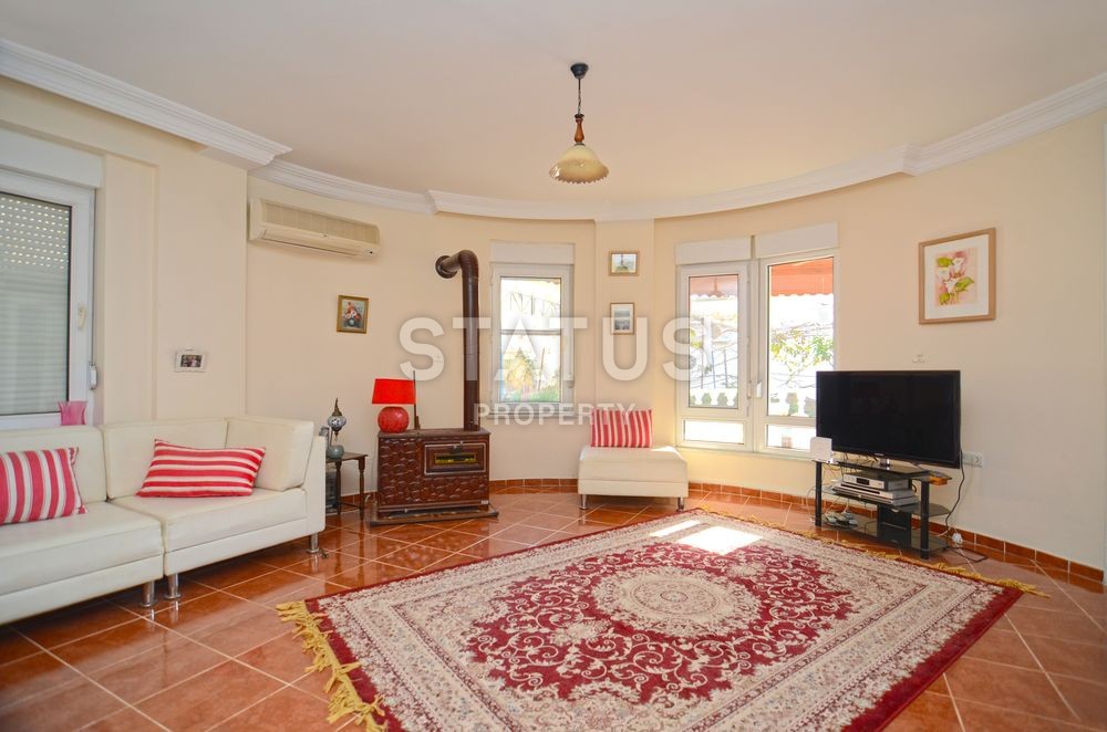 Excellent 3+1 furnished villa in Kargicak area фото 14