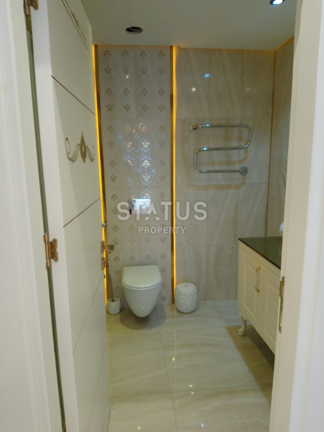 Шикарные трехкомнатные апартаменты на первой береговой линии в районе Махмутлар фото 10