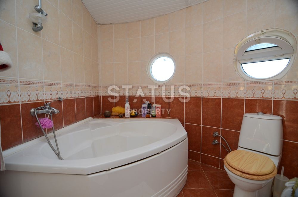 Excellent 3+1 furnished villa in Kargicak area фото 20