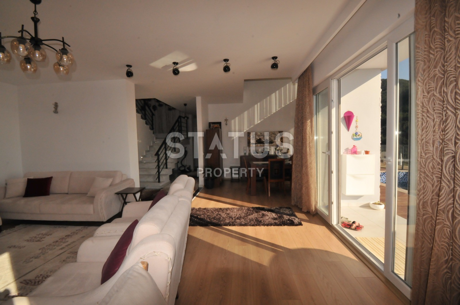 Отдельная вилла с бассейном в районе Оба 300 кв.м. фото 32