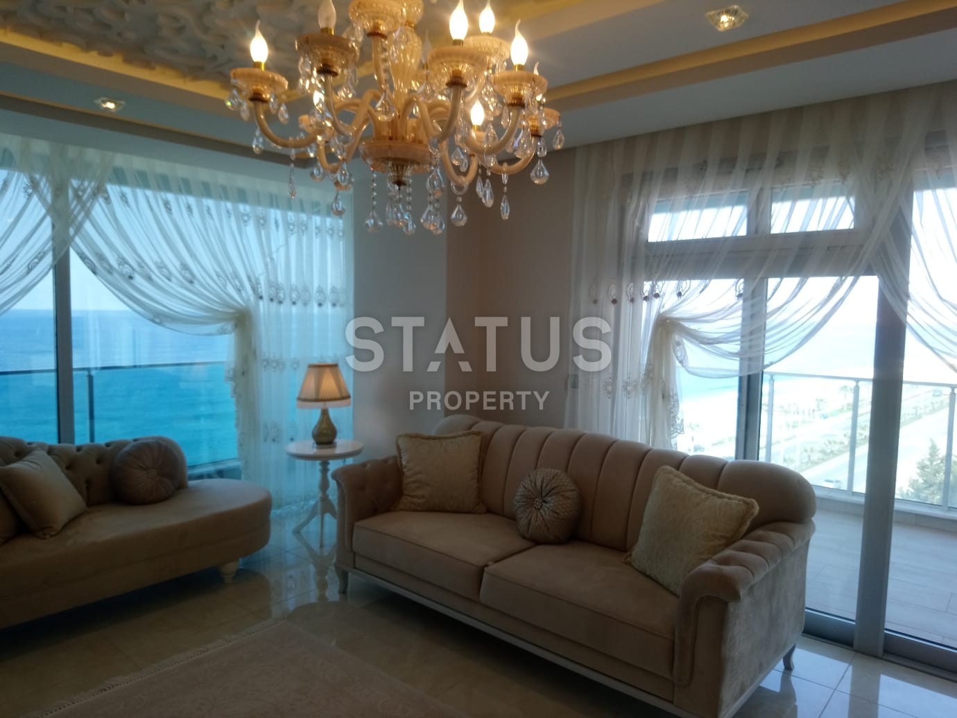 Шикарные трехкомнатные апартаменты на первой береговой линии в районе Махмутлар фото 15