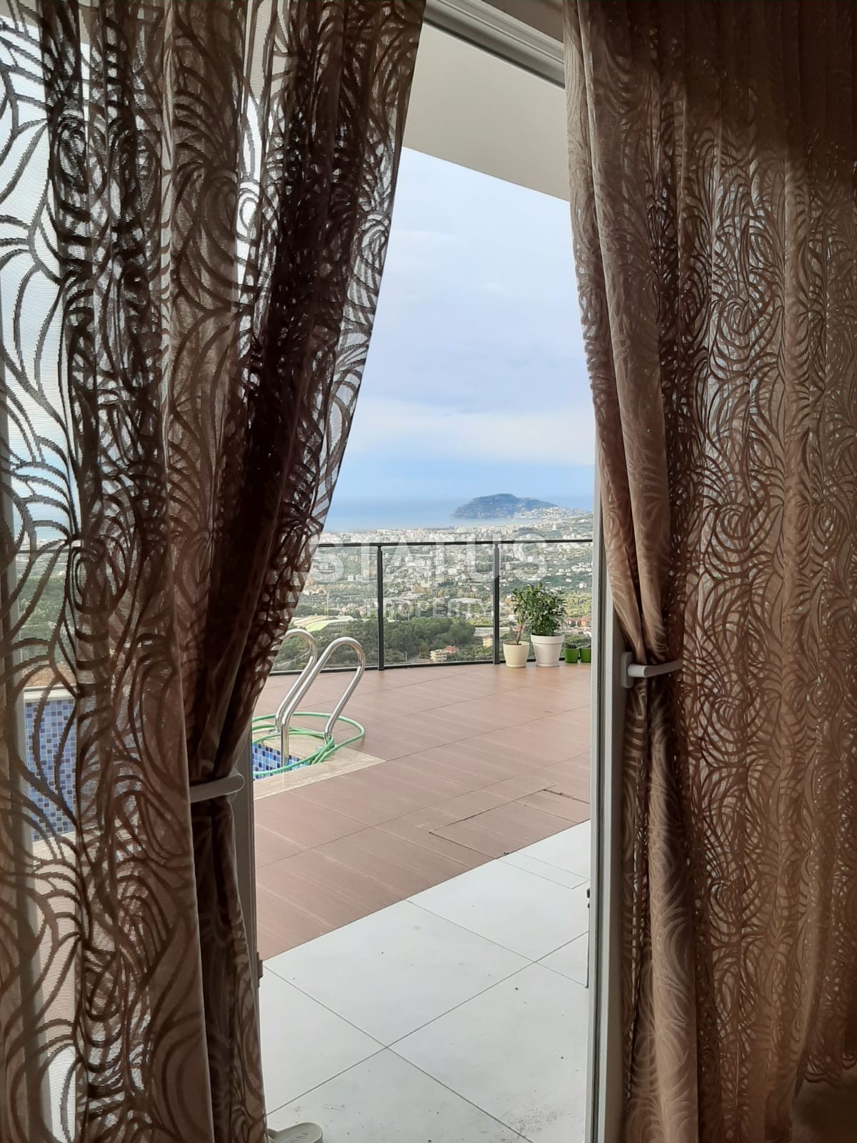 Отдельная вилла с бассейном в районе Оба 300 кв.м. фото 47