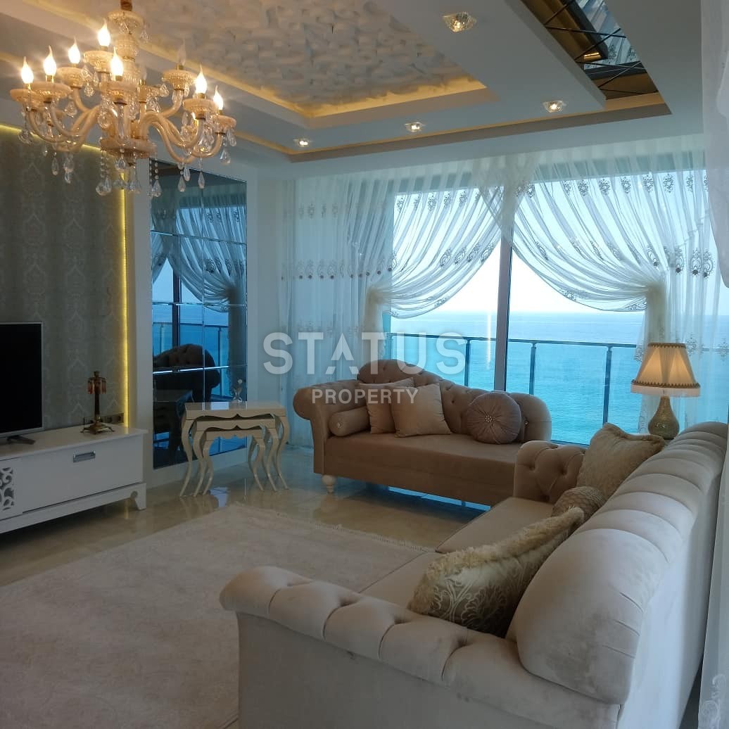 Шикарные трехкомнатные апартаменты на первой береговой линии в районе Махмутлар фото 16