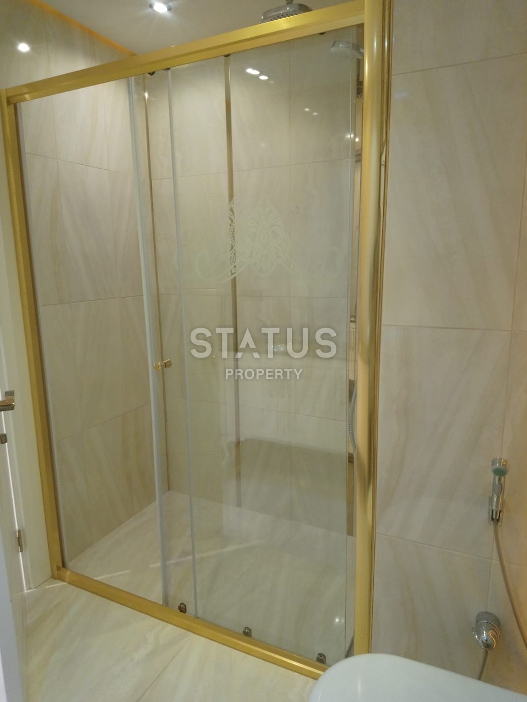 Шикарные трехкомнатные апартаменты на первой береговой линии в районе Махмутлар фото 17