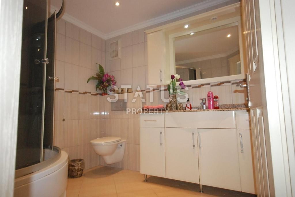 Квартира с мебелью 3+1 в Махмутларе и видом на море 180 кв.м. фото 24