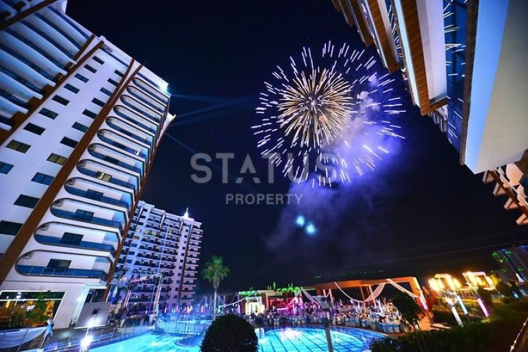 Апартаменты в отельном комплексе с огромной территорией фото 1