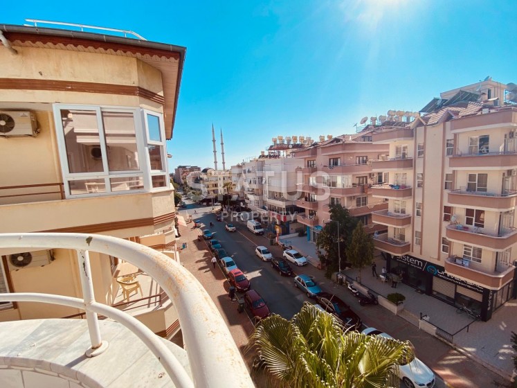 Недорогая квартира 1+1 в центре Аланьи, 60 м2 фото 1