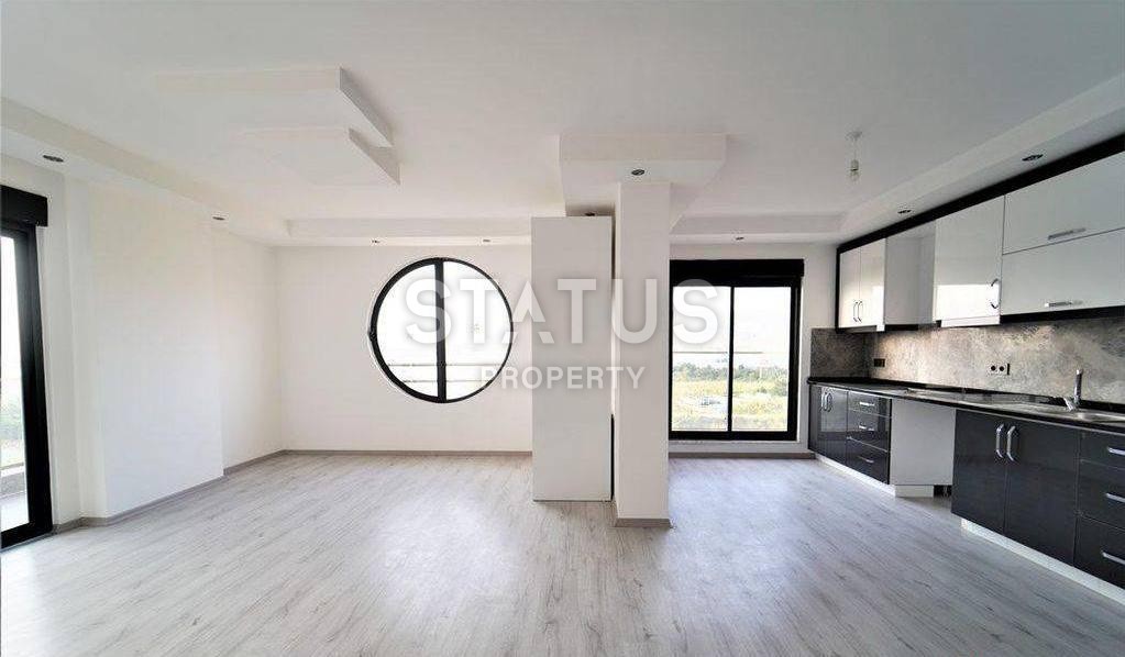 Недорогая квартира в новом доме! Район Демирташ. фото 3