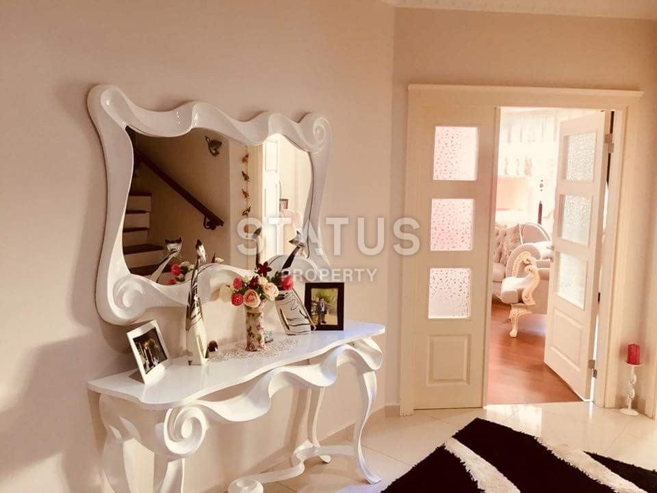 Большая квартиры 5+1 в центре Аланья, 300 м2 фото 2