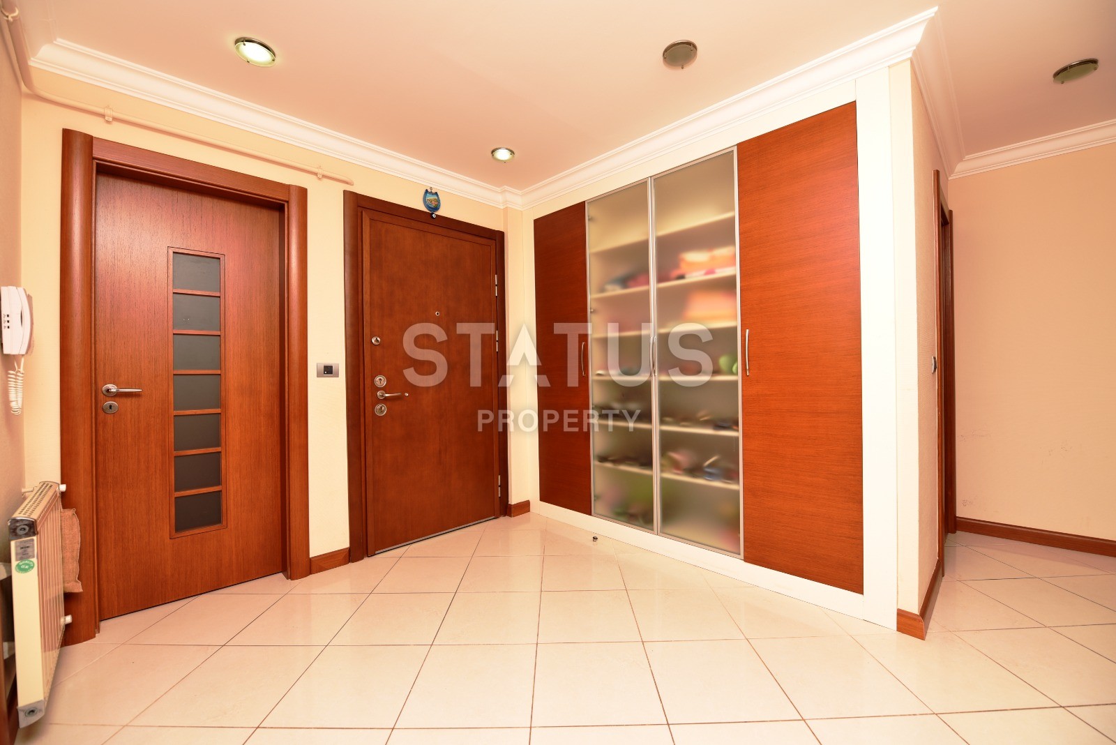 Apartments in a complex with a private beach in the central part of Alanya фото 16