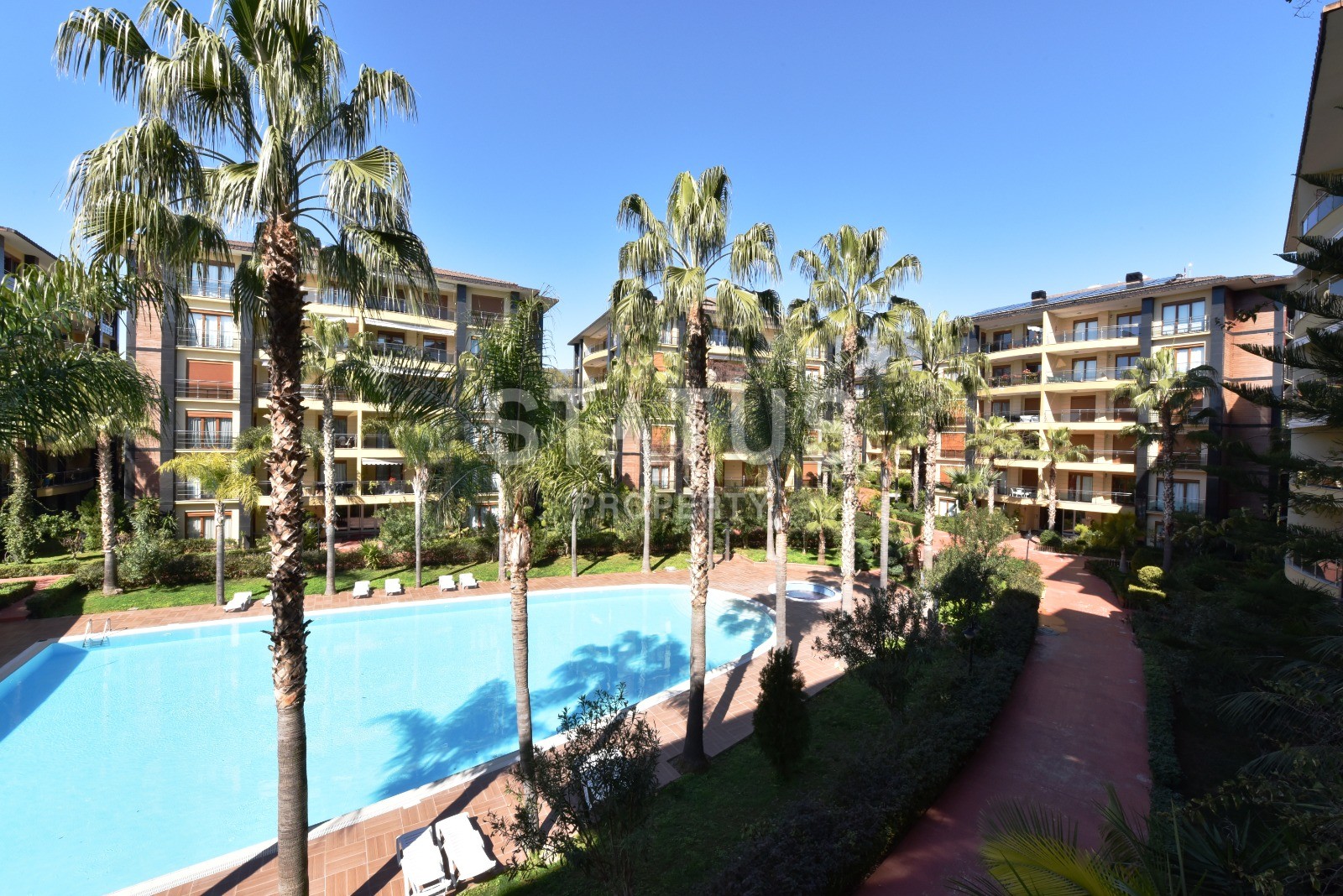 Apartments in a complex with a private beach in the central part of Alanya фото 39