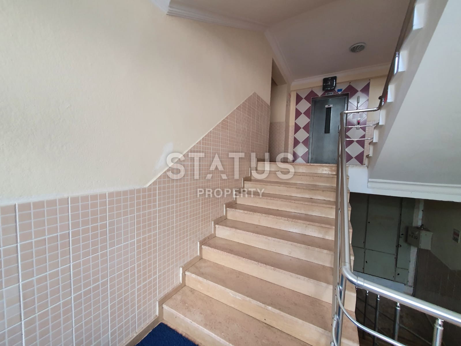 Трехкомнатная квартира с большой общей площадью 135 м2 фото 21