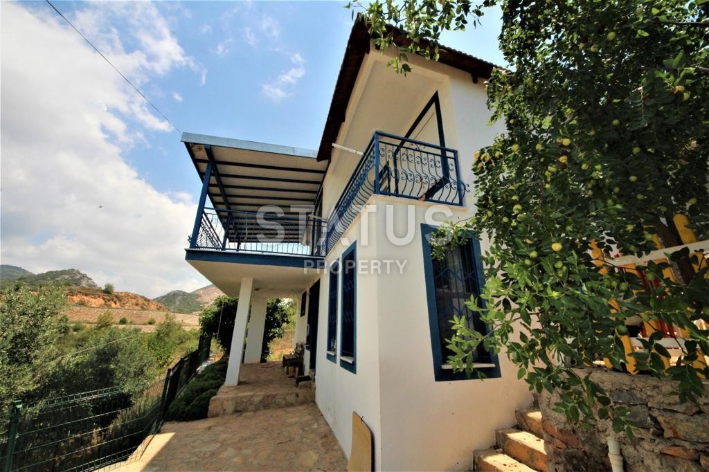 Detached house with a large plot of land in Demirtas, 3222 m2 фото 16