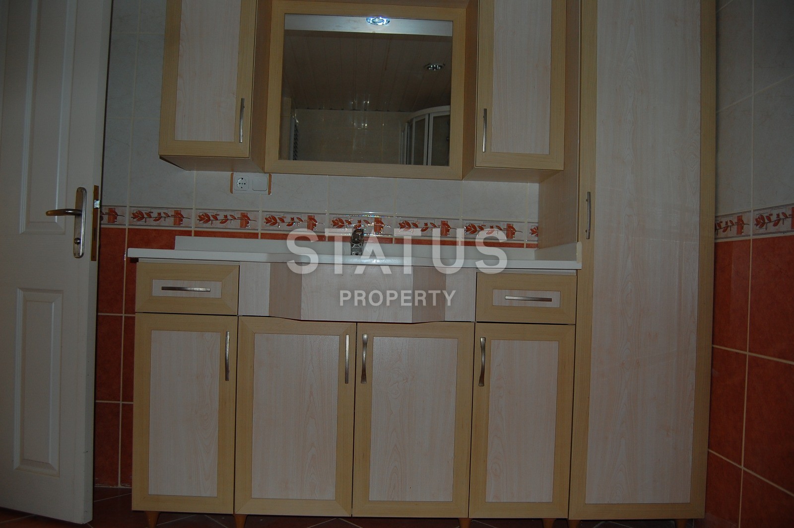 Пентхаус с видом на горы в комплексе с зеленой территорией фото 25