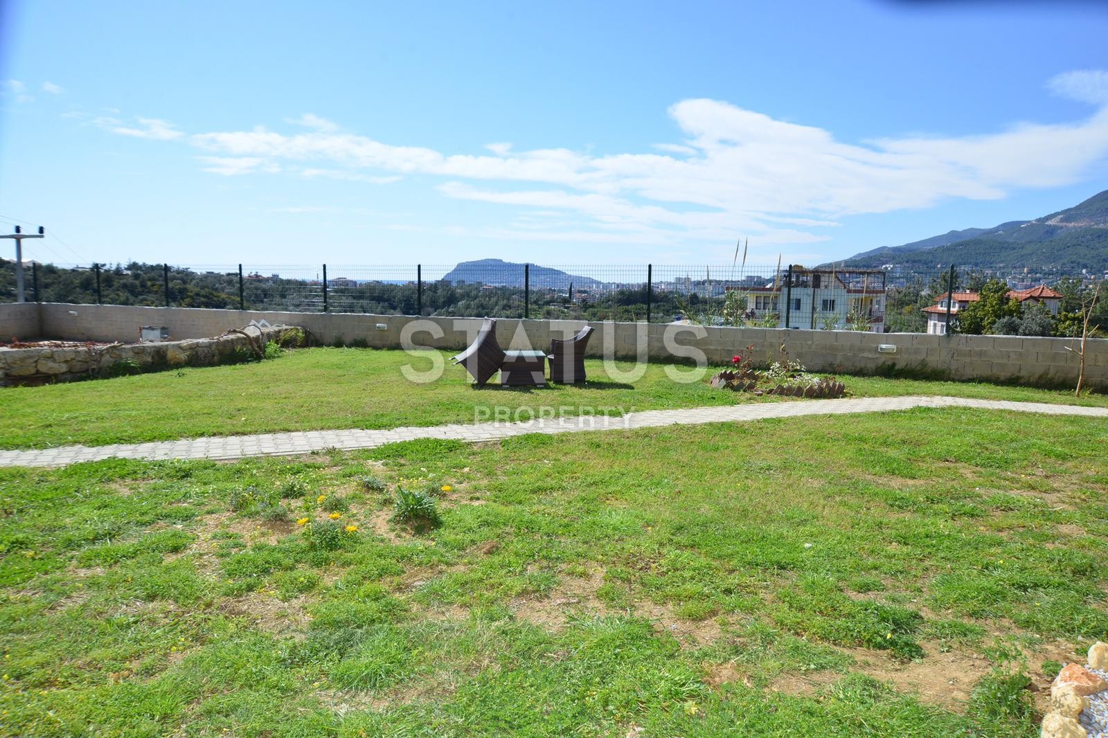 Трехкомнатная квартира с видом на море и горы в Обе фото 6