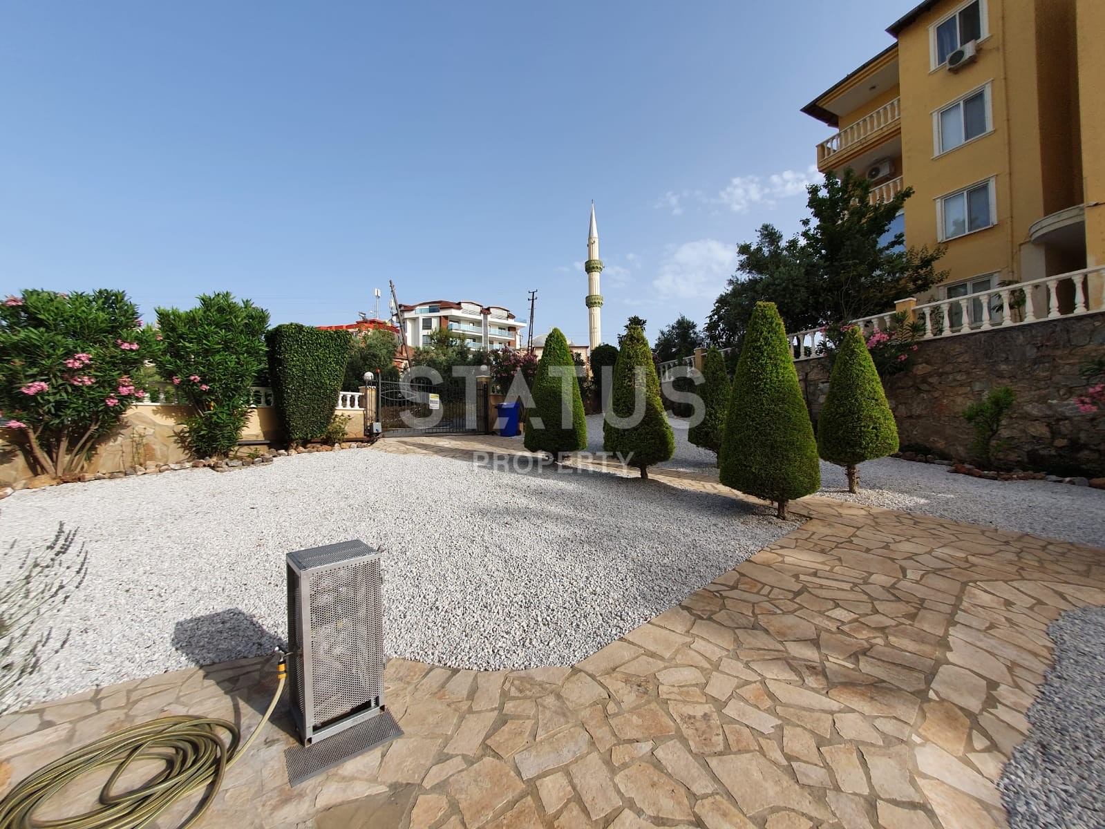 Трехкомнатные апартаменты с мебелью в районе Махмутлар, 145 м2 фото 3