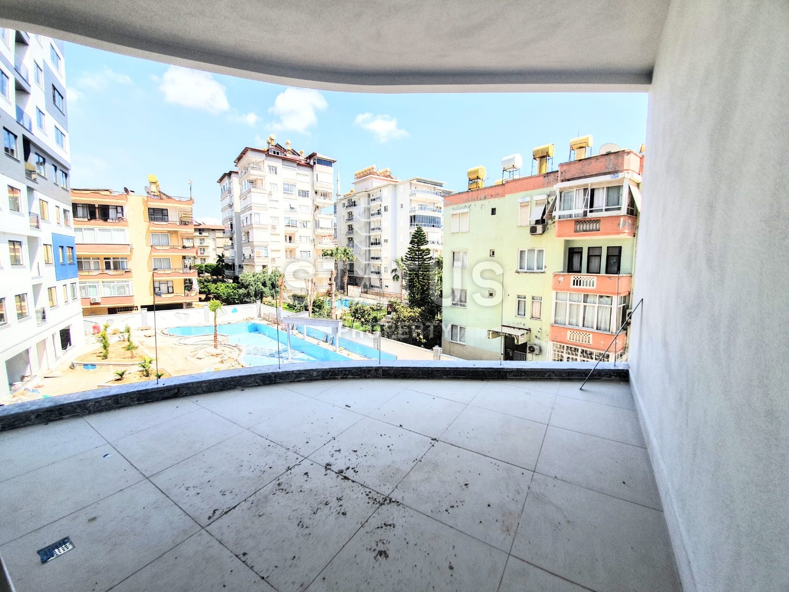 Новая трехкомнатная квартира в комплексе в центре Аланьи фото 19