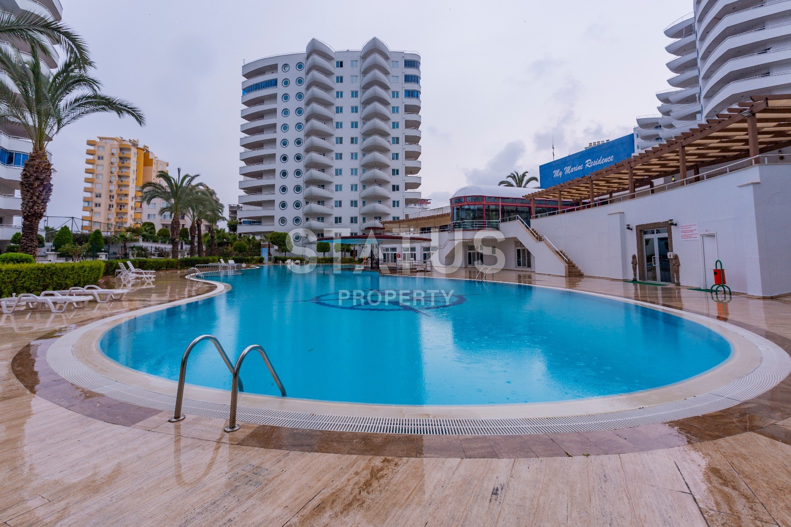 Прекрасная меблированная трехкомнатная квартира в элитном комплексе района Махмутлар фото 25