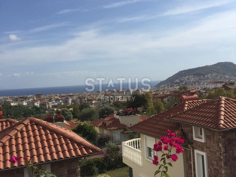 Villa 3+1 with beautiful views in Alanya, 185 sq. m. фото 5