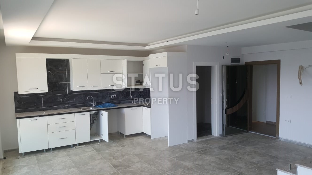 Penthouse 2+1 with sea view in Kargicak, 125 m2 фото 17