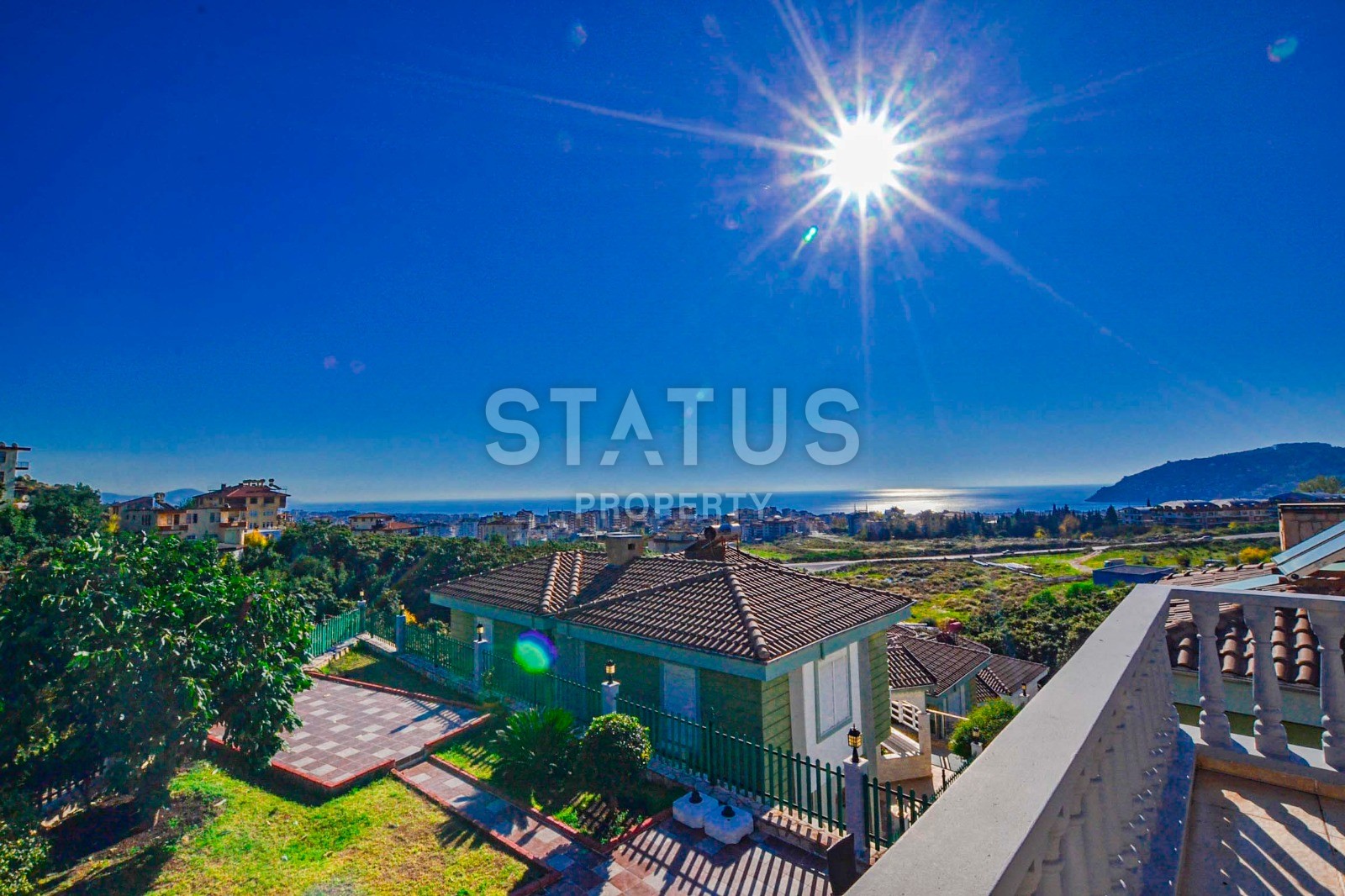 Меблированная вилла 4+1 с личным бассейном и гаражом, 600 м2 фото 3