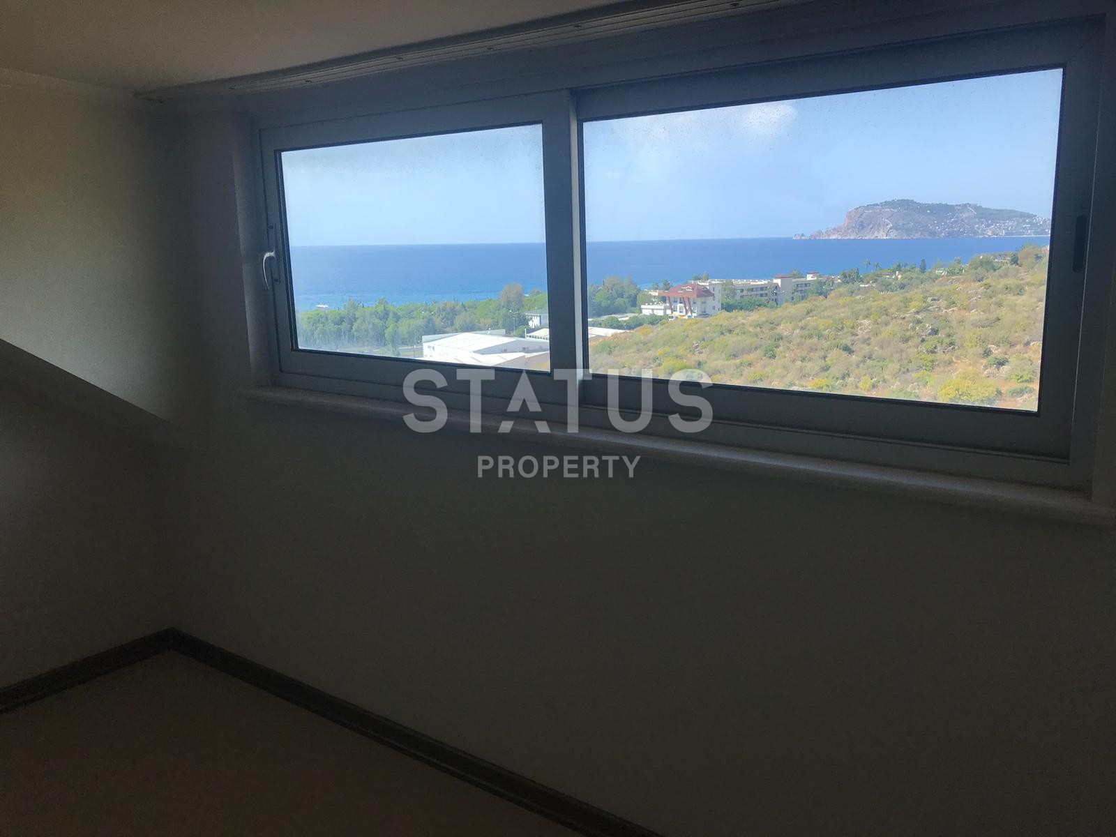 Пентхаус 2+1 с видом на море в районе Кестель фото 15