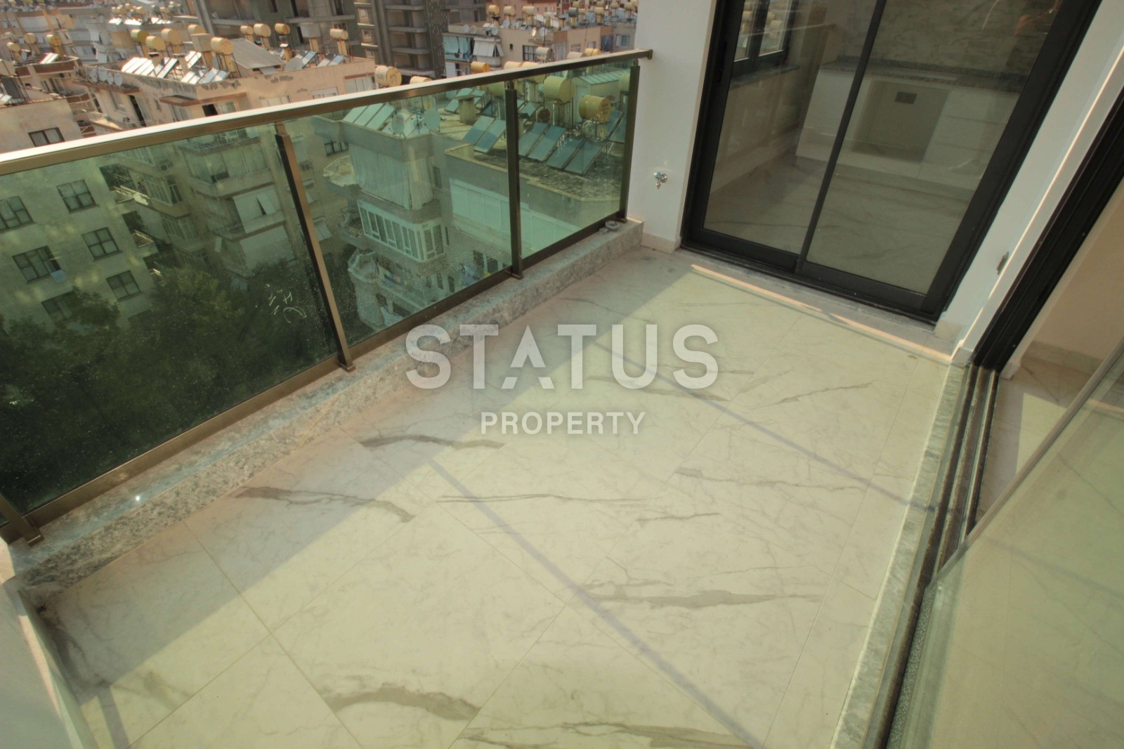 Новая трехкомнатная квартира в центре Аланьи, 90 м2 фото 17