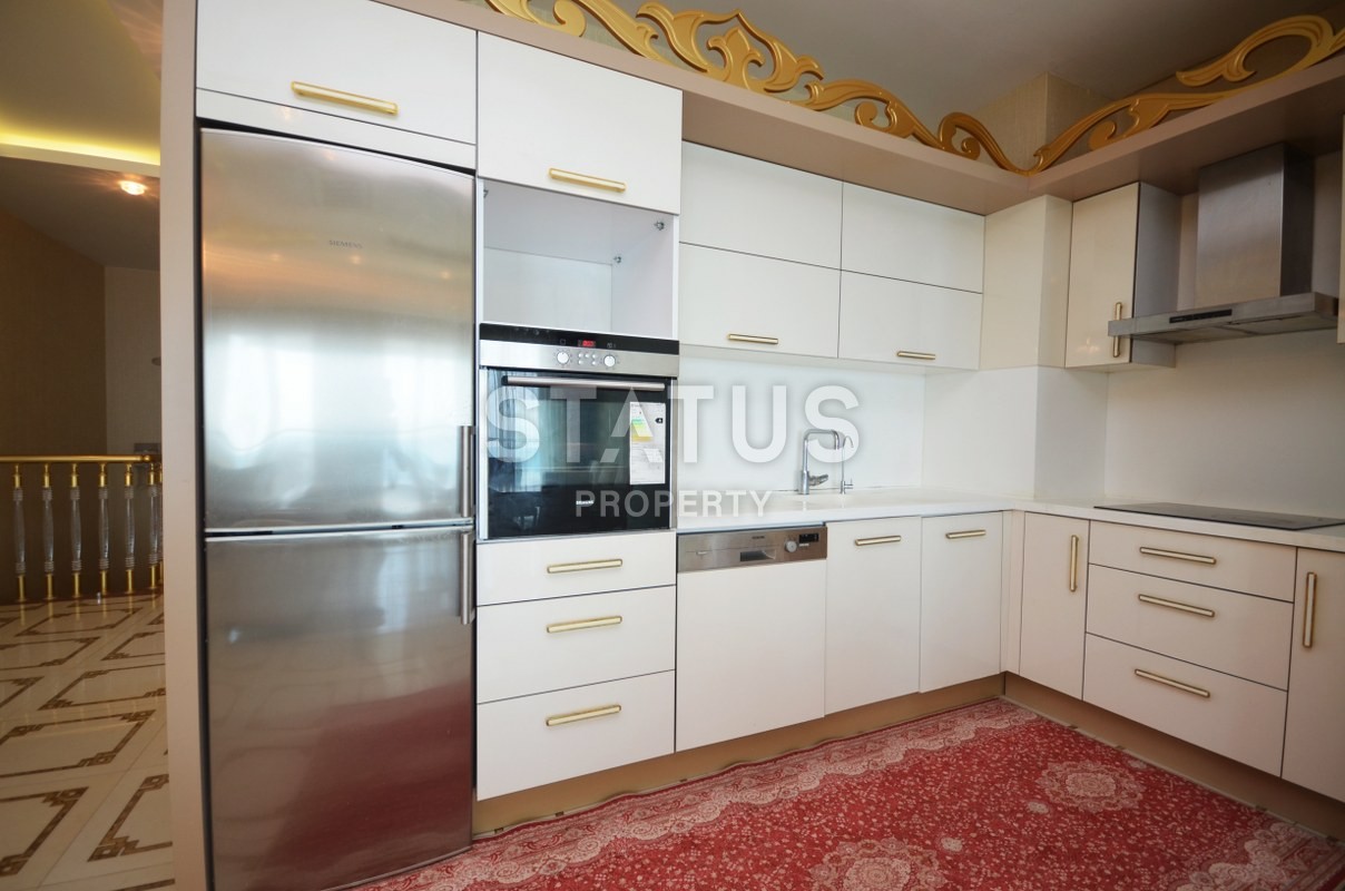 Невероятной красоты пентхаус с прямым видом на море. 210 кв.м. фото 4