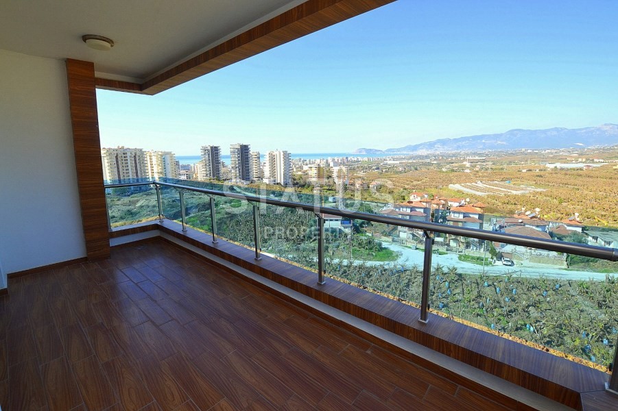 Apartment 3+1 in a premium complex in Mahmutlar, 160 m2 фото 6