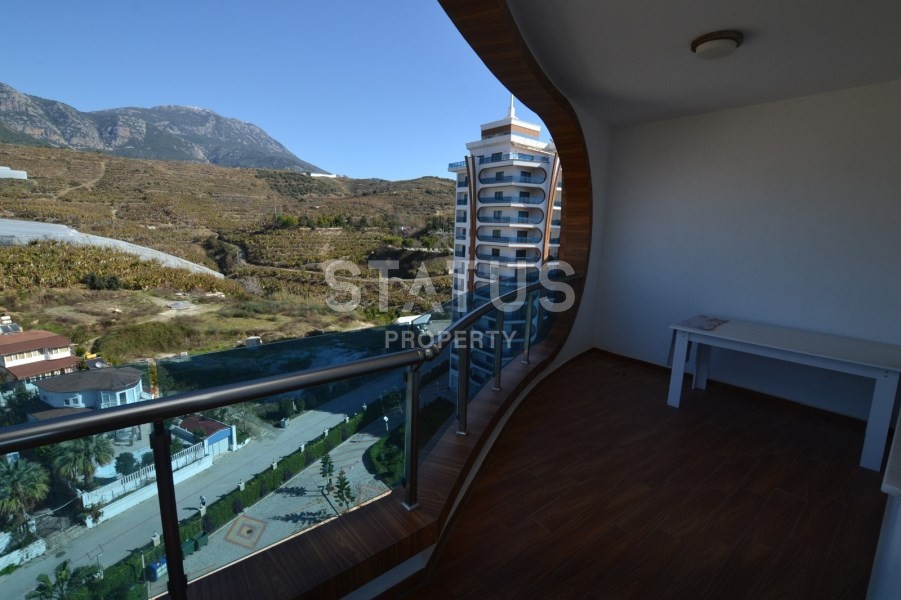 Apartment 3+1 in a premium complex in Mahmutlar, 160 m2 фото 8