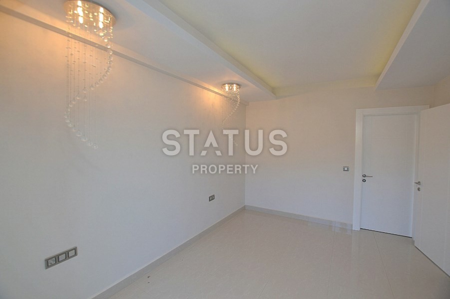 Apartment 3+1 in a premium complex in Mahmutlar, 160 m2 фото 12