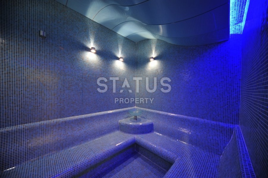 Apartment 3+1 in a premium complex in Mahmutlar, 160 m2 фото 20