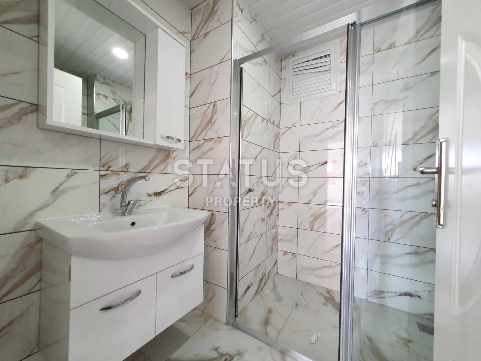 Новая трехкомнатная квартира в центре Махмутлара фото 15