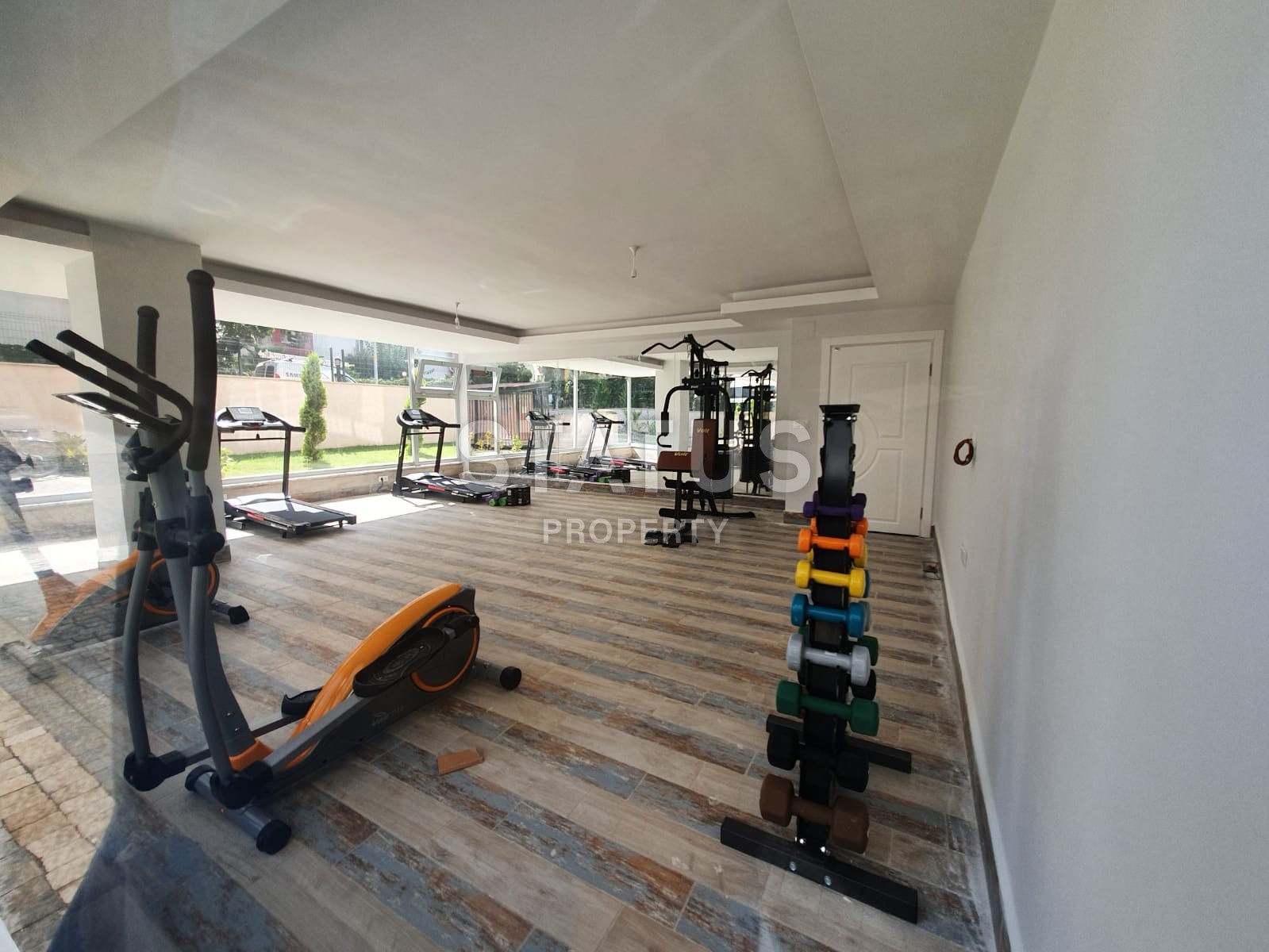 Новая трехкомнатная квартира в центре Махмутлара фото 16