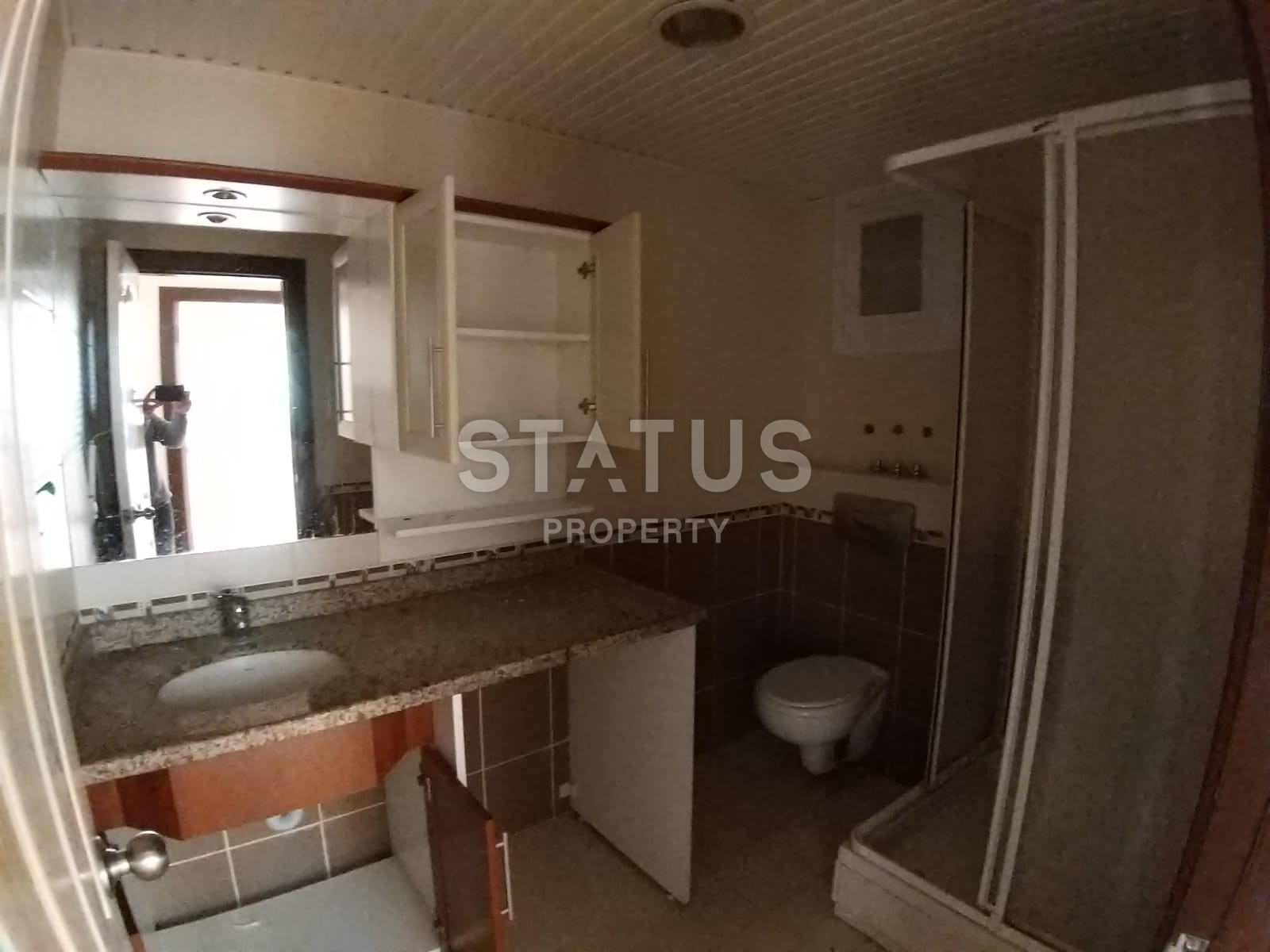 Бюджетная квартира в комплексе с бассейном в районе Махмутлрар. фото 4