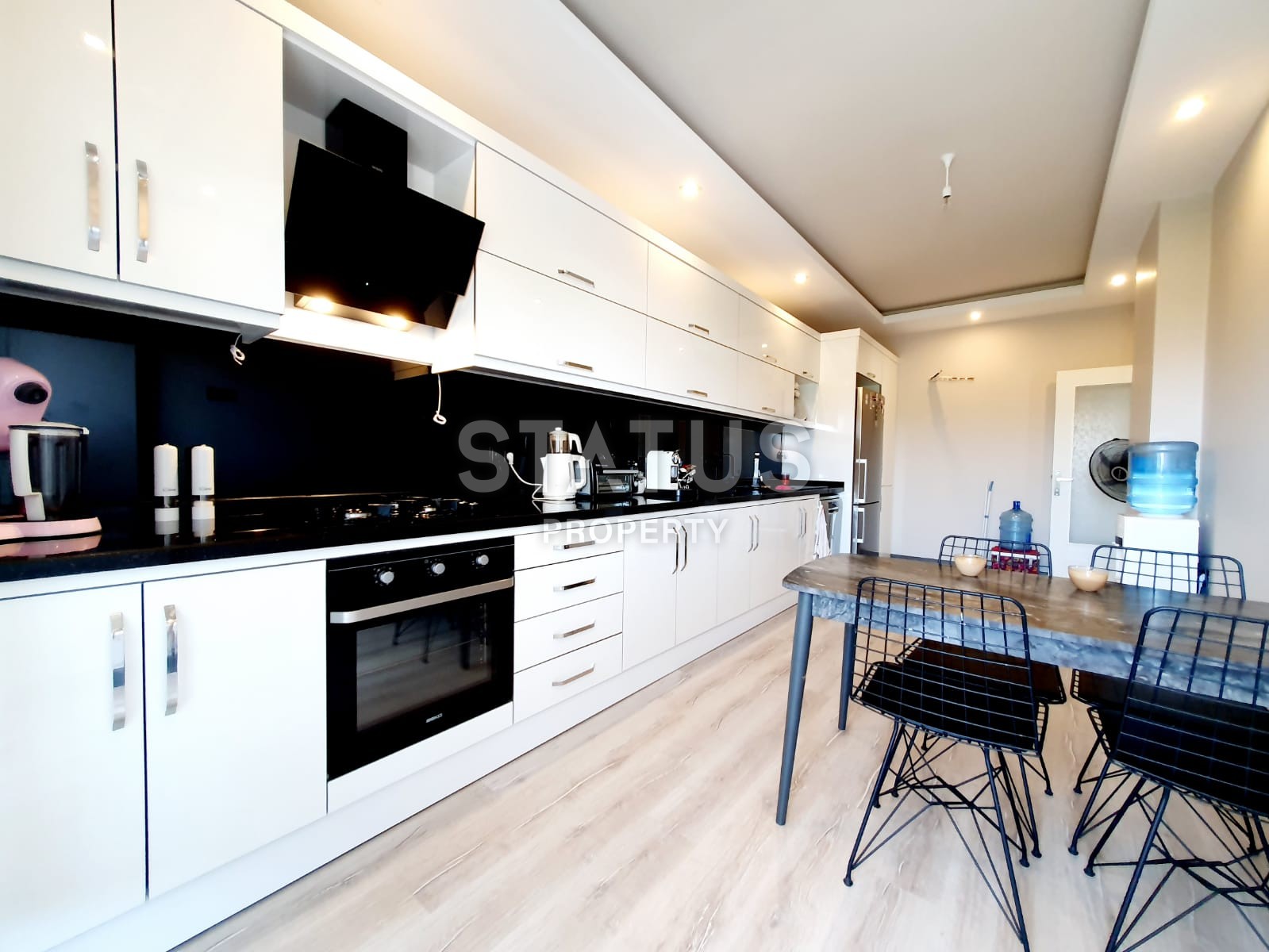 Апартаменты с 4 спальными в Махмутларе в комплексе с инфраструктурой. 180 кв.м. фото 4