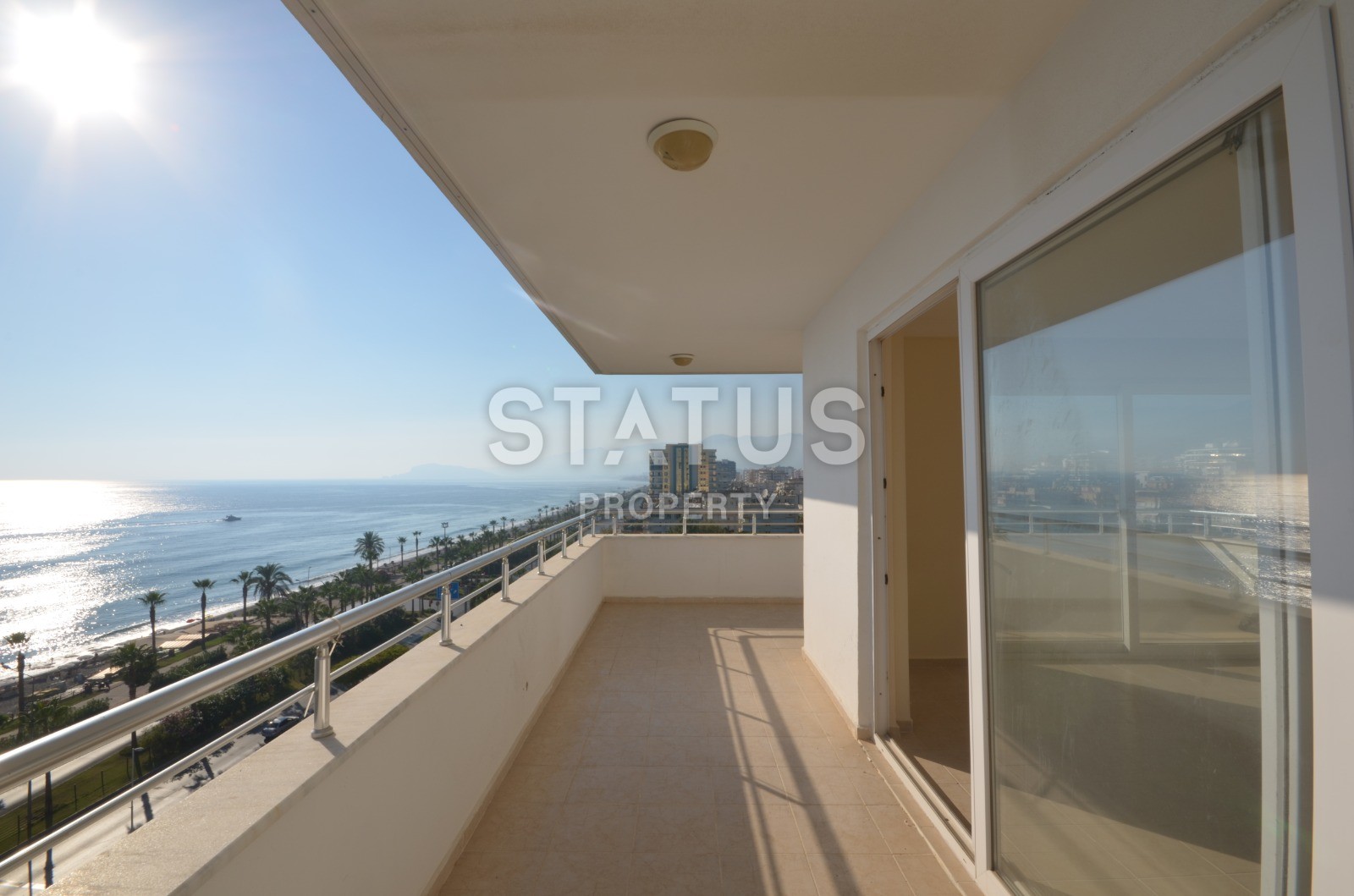 Three-room apartment on the first coastline in Mahmutlar фото 14