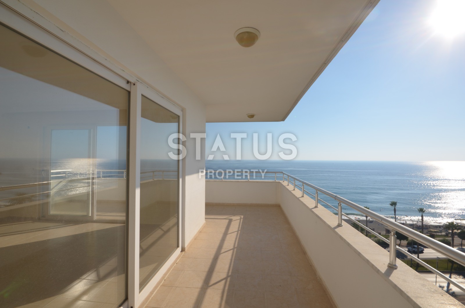 Three-room apartment on the first coastline in Mahmutlar фото 15