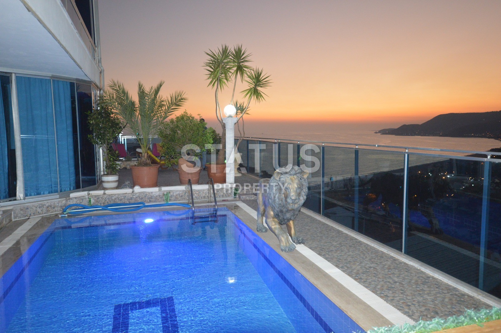 Шикарная меблированная вилла 5+2 с видом на крепость Кале и море фото 3