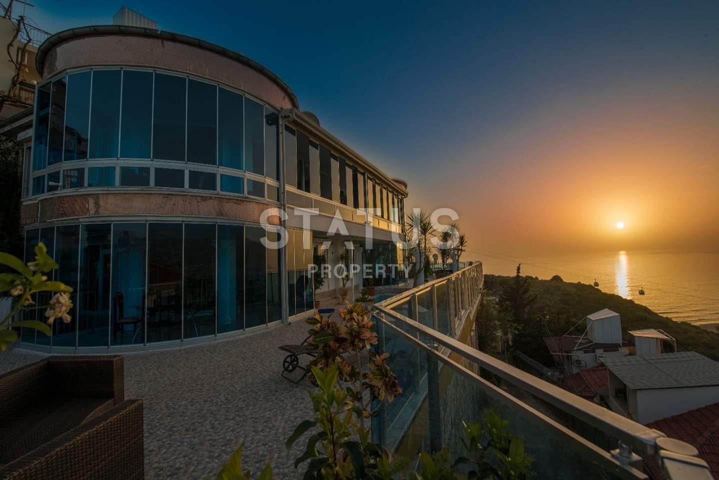 Шикарная меблированная вилла 5+2 с видом на крепость Кале и море фото 4