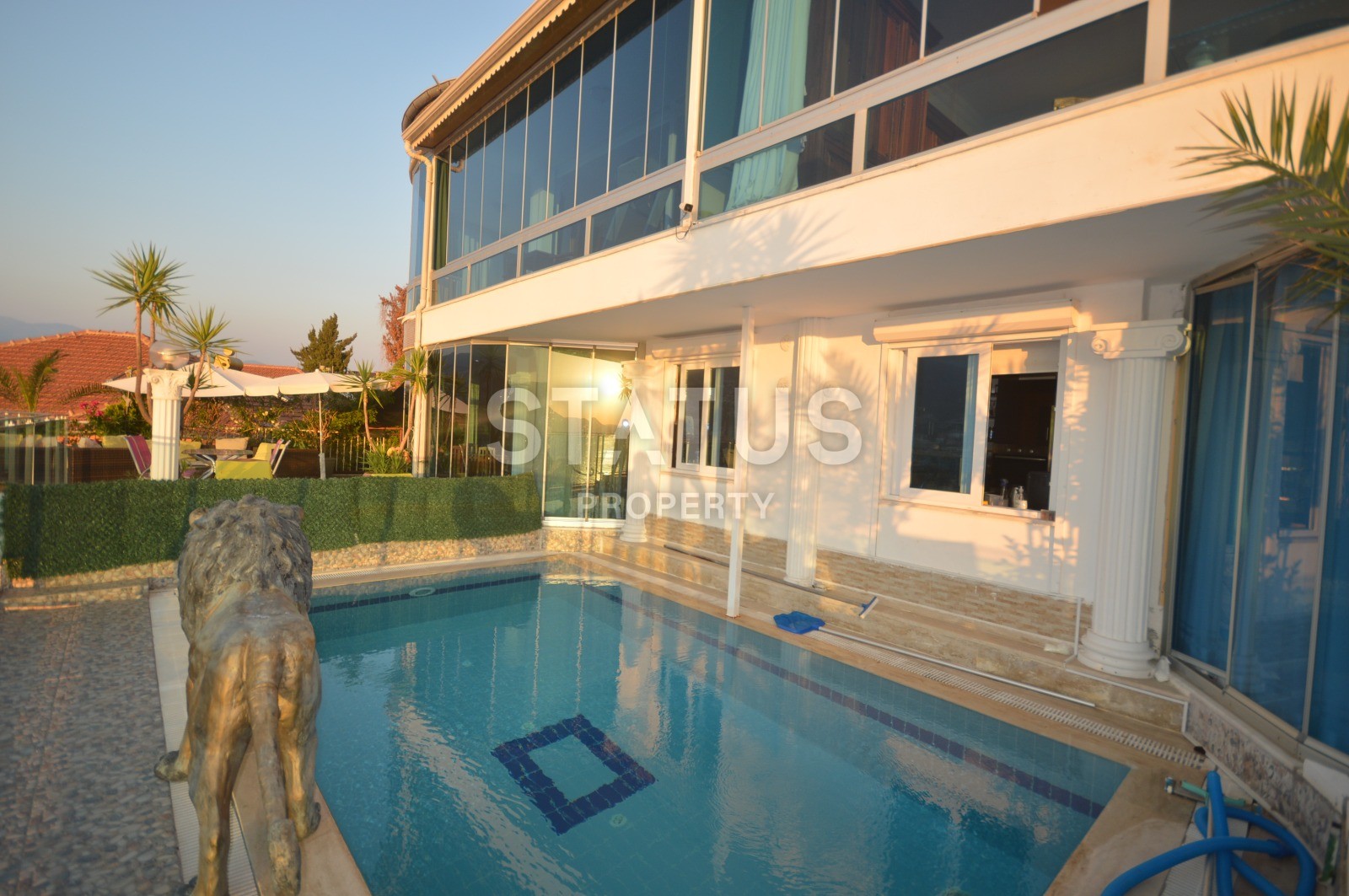 Шикарная меблированная вилла 5+2 с видом на крепость Кале и море фото 8