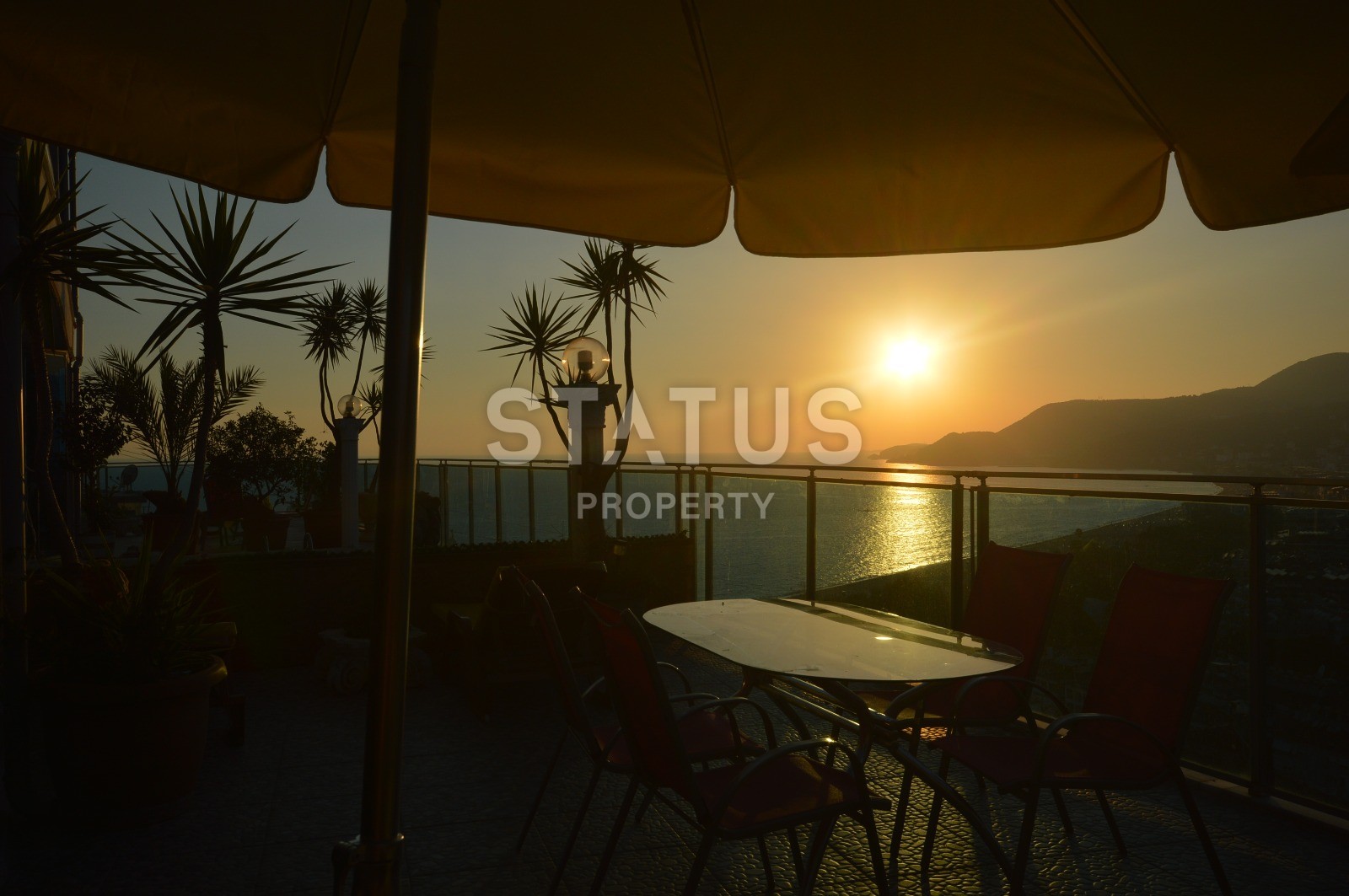 Шикарная меблированная вилла 5+2 с видом на крепость Кале и море фото 13