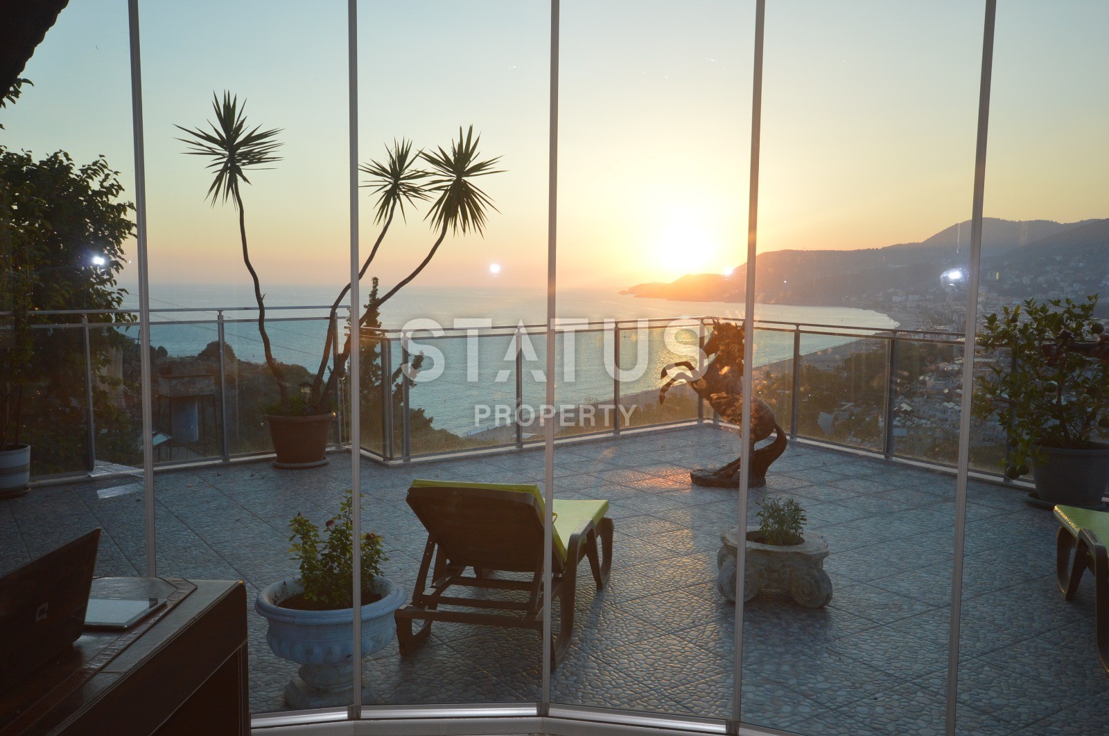 Шикарная меблированная вилла 5+2 с видом на крепость Кале и море фото 30