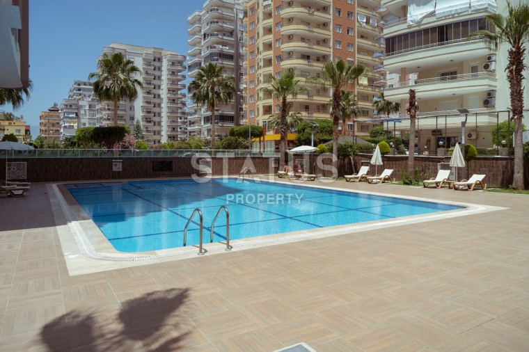 Трехкомнатная квартира с новой мебелью в Махмутларе, 110 м2 фото 1