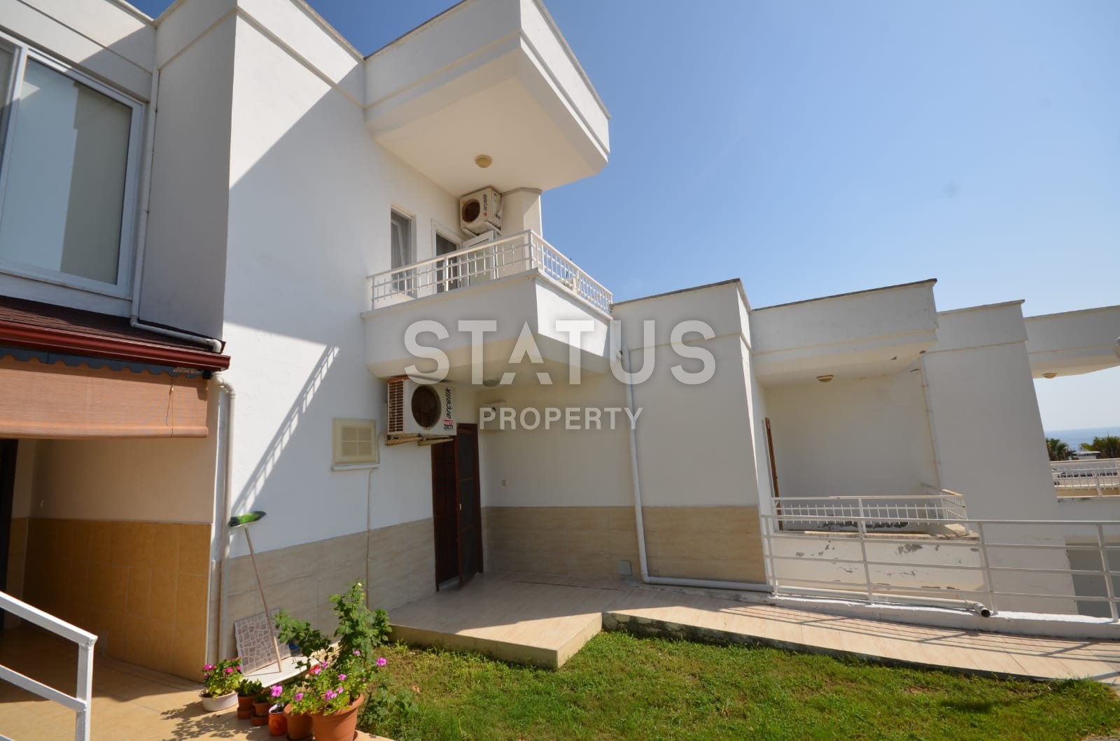 Апарт – вилла 2+1 с мебелью на первой береговой линии в Демирташе фото 8