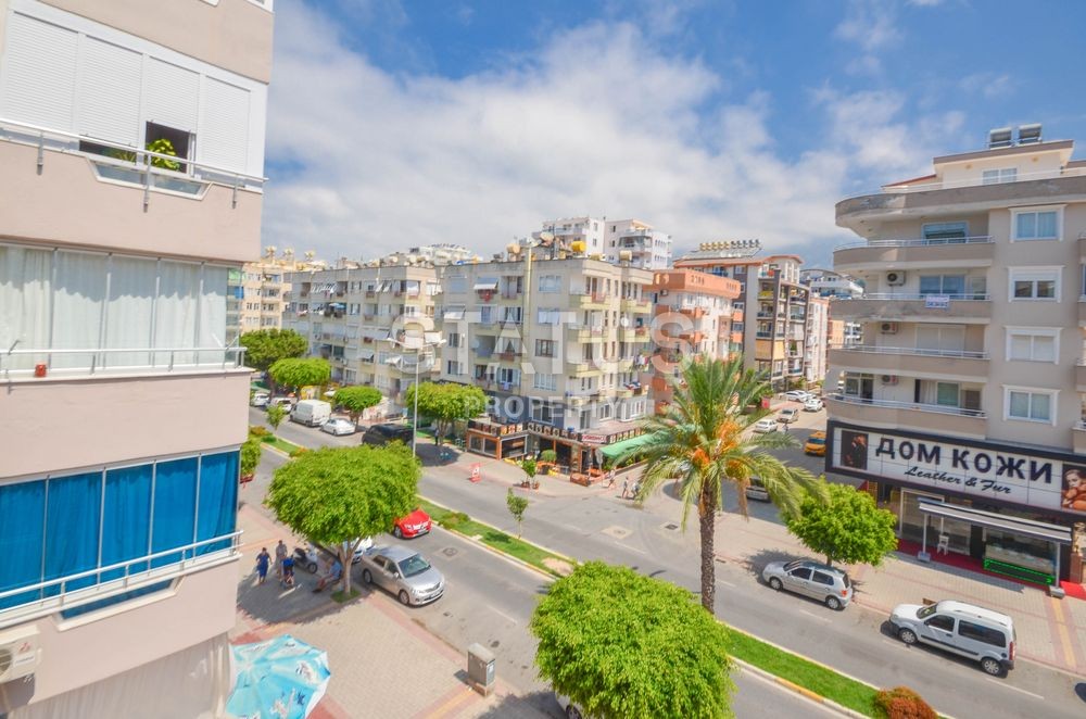 Недорогая трехкомнатная квартира в 100 метрах от моря фото 2