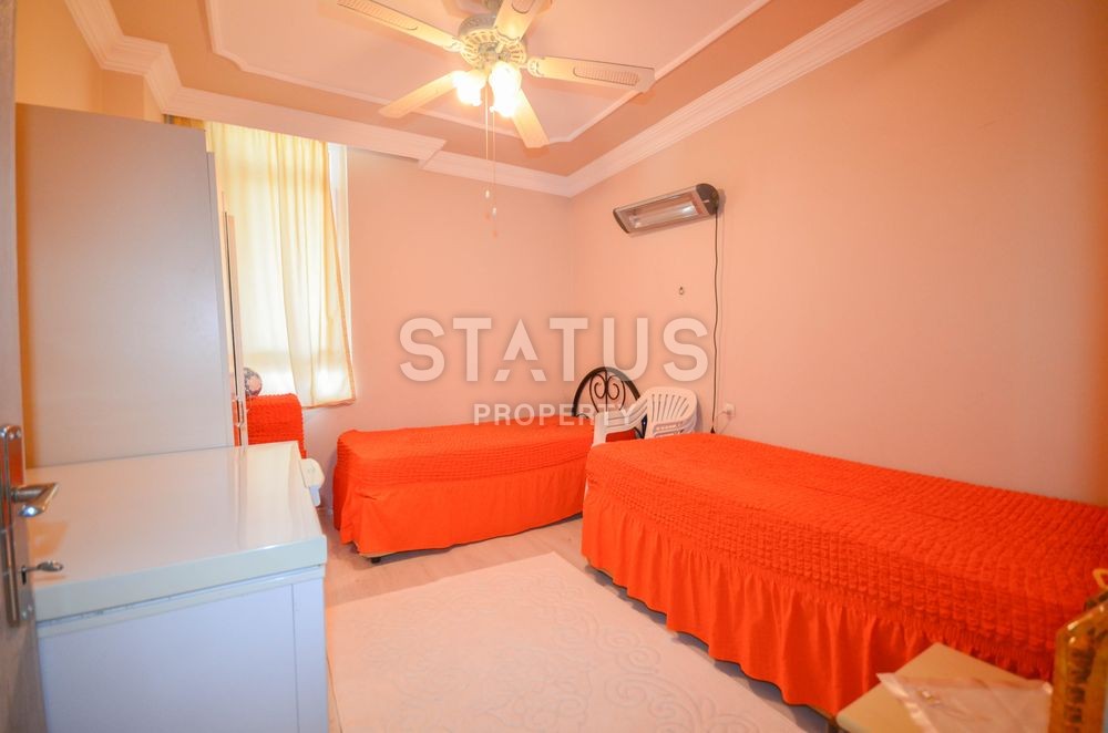 Недорогая трехкомнатная квартира в 100 метрах от моря фото 4