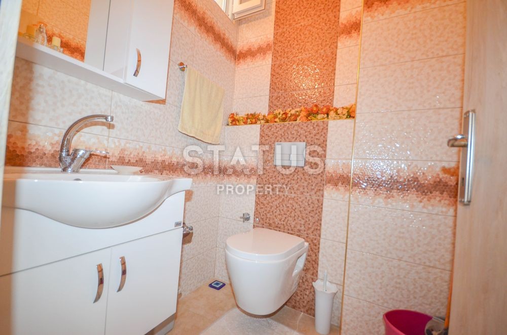 Недорогая трехкомнатная квартира в 100 метрах от моря фото 18