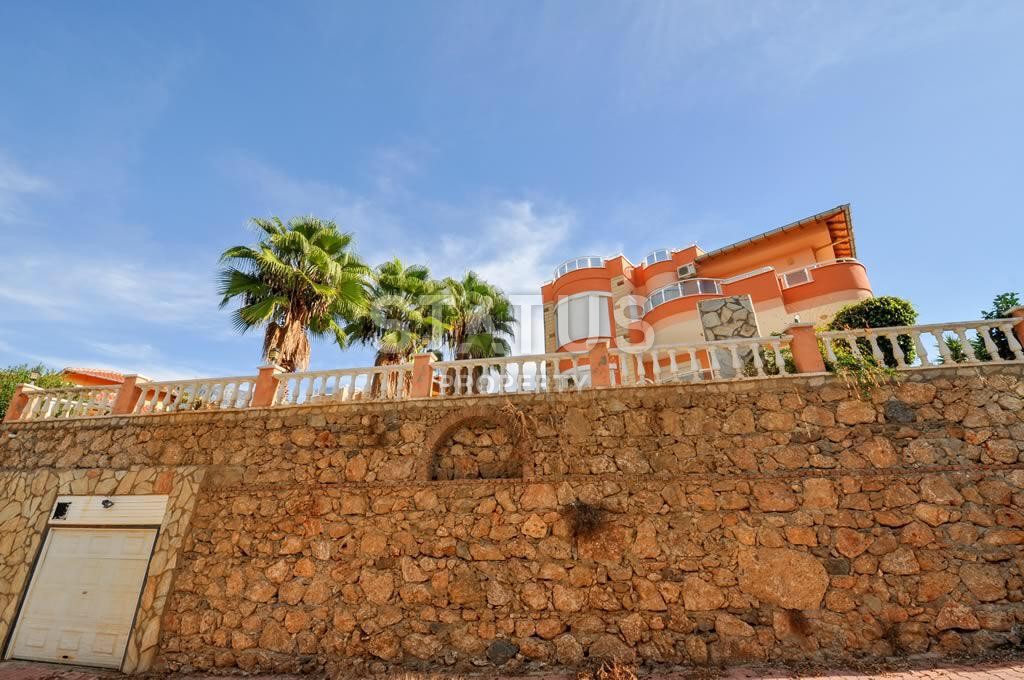 Вилла 4+1 с бассейном и гаражом в районе Махмутлар фото 5