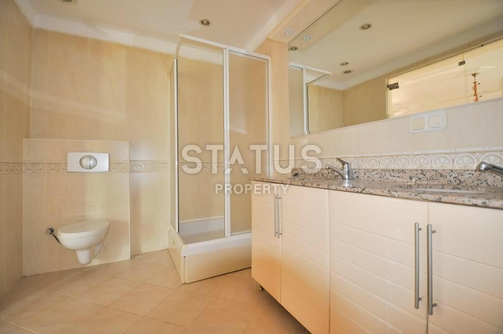 Вилла 4+1 с бассейном и гаражом в районе Махмутлар фото 17